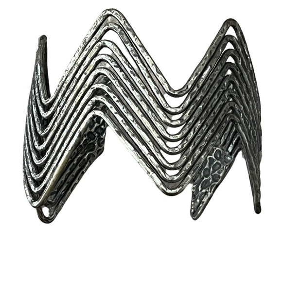 1280 Silver Zigzag Cuff Bracelet - Picture 5 of 5
